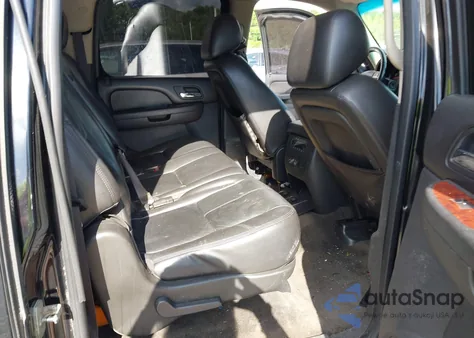 2011 Chevrolet Suburban 1500 Lt1 from USA, damaged, VIN 1GNSCJE0XBR133465